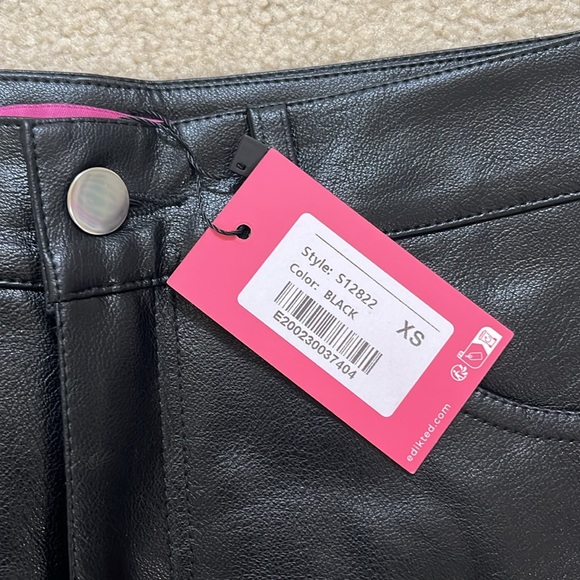 NWT | Edikted | Black Leather Mini Skirt - Picture 3 of 7